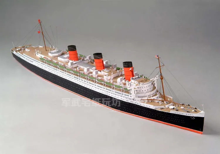 1:400 Schaal British Royal Mai - Model Kit Queen Mary recensie en prijs