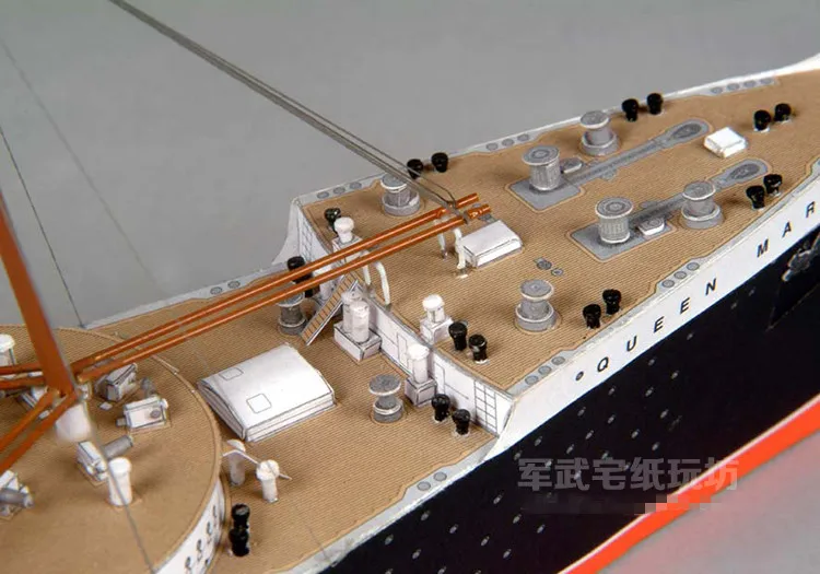 1:400 Schaal British Royal Mai - Model Kit Queen Mary recensie en prijs