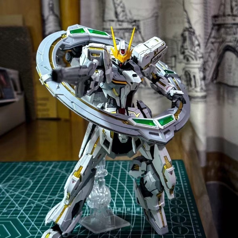 Supreme Evolution MG 1/100 Ass - Model Kit Nemesis recensie en prijs